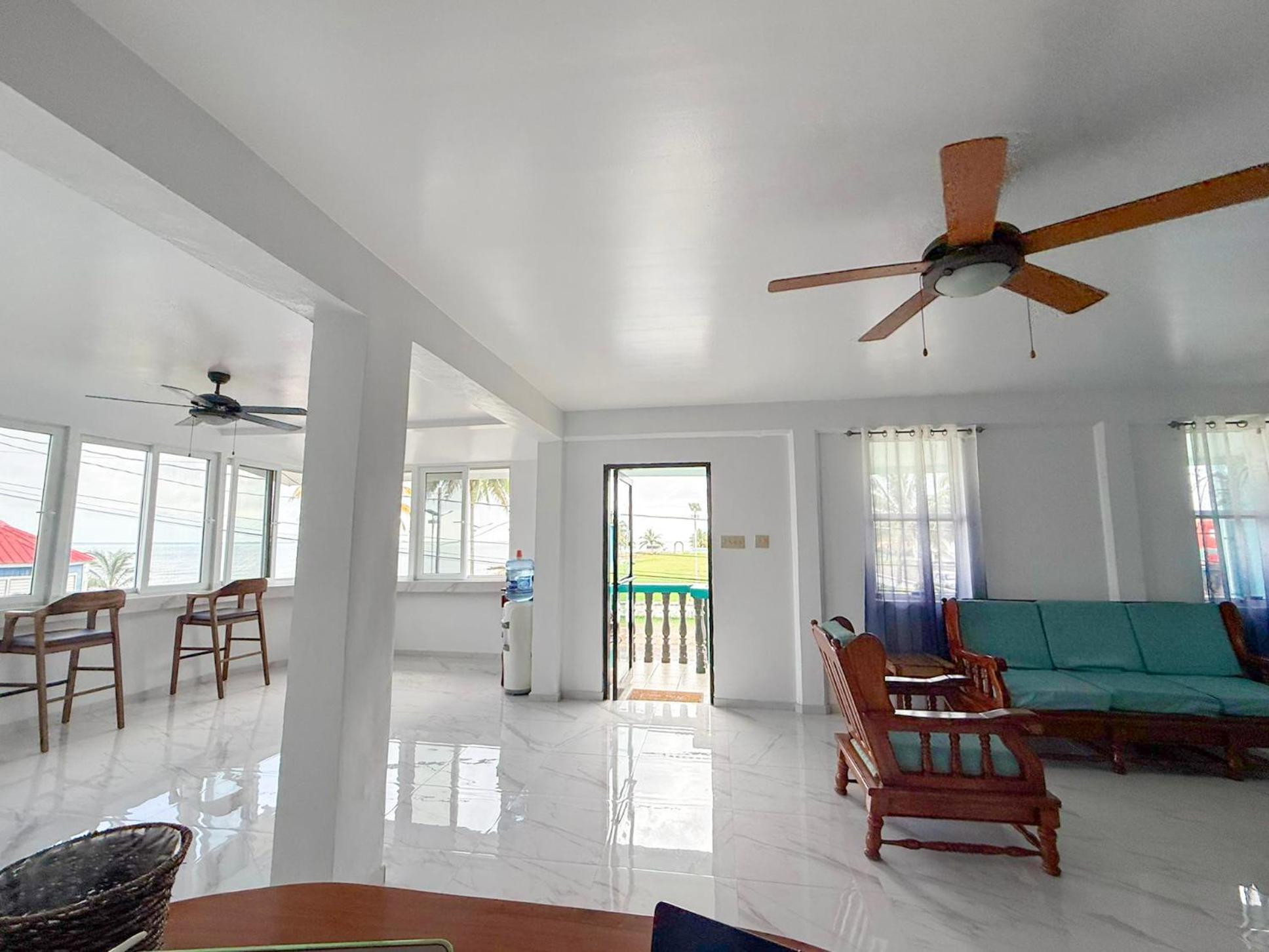 Bonefish Hotel Dangriga Exterior photo